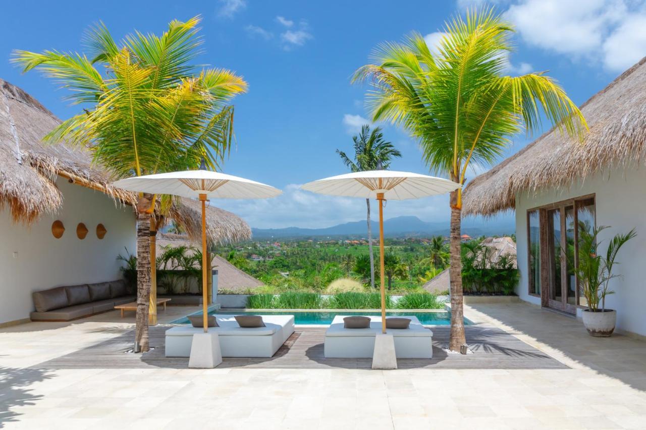 Villa Mangodream كارانغاسِم المظهر الخارجي الصورة